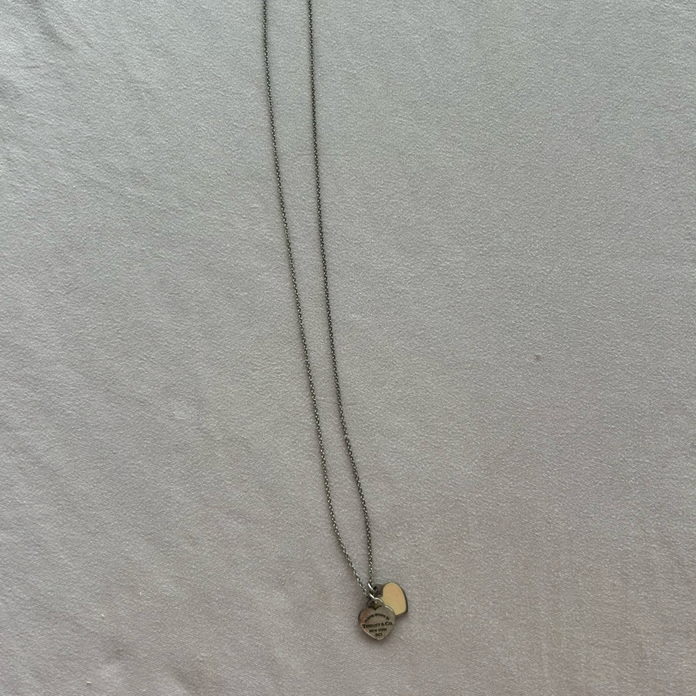 HARD TO FIND pink Return to Tiffany double heart necklace